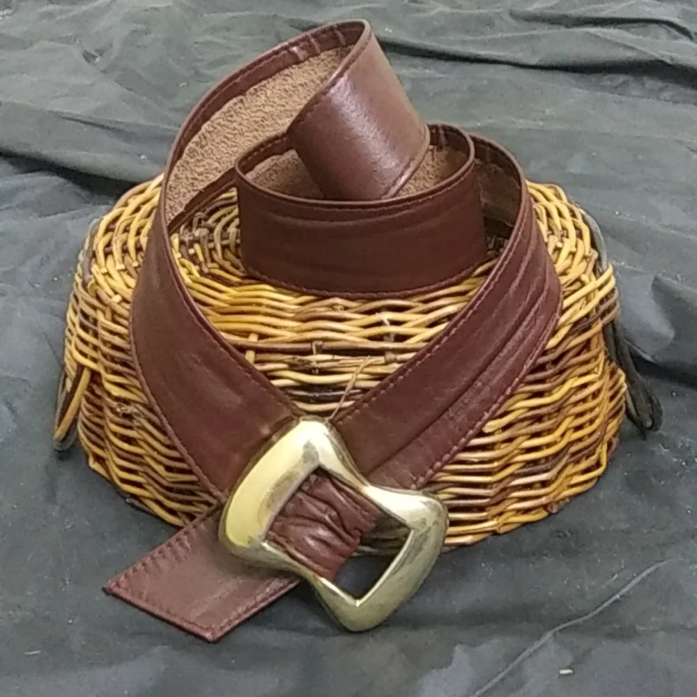 Pearl Accessories Vintage 100% Genuine Leather Belt Size Small